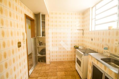 Apartamento à venda com 65m², 2 quartos e sem vaga Apartamento à venda com 65m², 2 quartos e sem vagaCozinha
