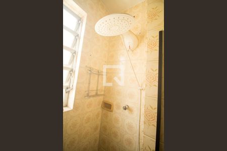 Apartamento à venda com 65m², 2 quartos e sem vaga Apartamento à venda com 65m², 2 quartos e sem vagaBanheiro