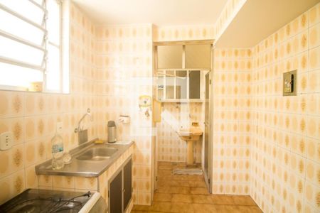 Apartamento à venda com 65m², 2 quartos e sem vaga Apartamento à venda com 65m², 2 quartos e sem vagaCozinha