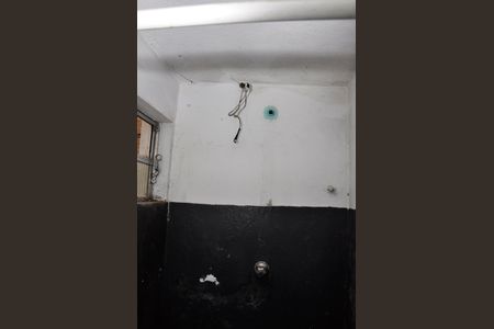Casa para alugar com 120m², 2 quartos e 1 vaga Casa para alugar com 120m², 2 quartos e 1 vagaEdícula - Banheiro Social