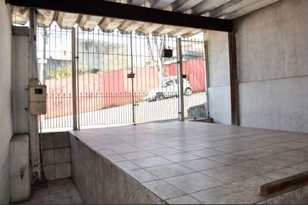 Casa para alugar com 120m², 2 quartos e 1 vaga Casa para alugar com 120m², 2 quartos e 1 vagaGaragem