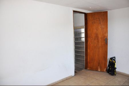 Casa para alugar com 120m², 2 quartos e 1 vaga Casa para alugar com 120m², 2 quartos e 1 vagaQuarto 01