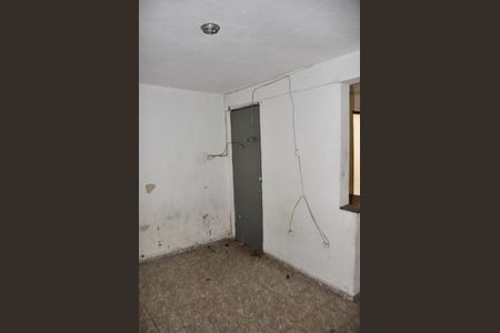 Casa para alugar com 120m², 2 quartos e 1 vaga Casa para alugar com 120m², 2 quartos e 1 vagaEdícula - Quarto