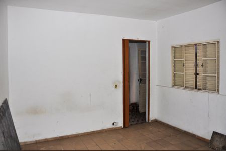 Casa para alugar com 120m², 2 quartos e 1 vaga Casa para alugar com 120m², 2 quartos e 1 vagaQuarto 02