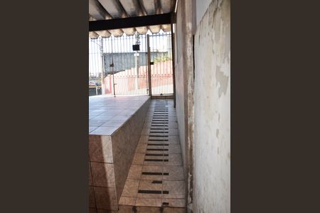 Garagem de casa para alugar com 2 quartos, 120m² em Jardim Ipanema (zona Oeste), São Paulo
