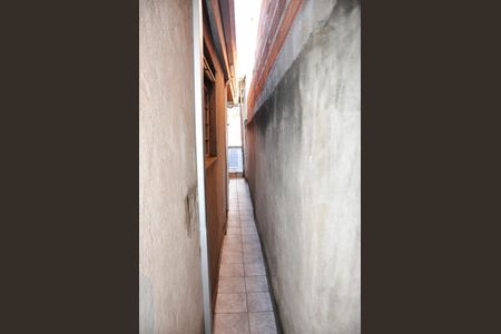 Casa para alugar com 120m², 2 quartos e 1 vaga Casa para alugar com 120m², 2 quartos e 1 vagaCorredor Externo