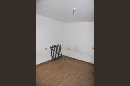 Casa para alugar com 120m², 2 quartos e 1 vaga Casa para alugar com 120m², 2 quartos e 1 vagaQuarto 02