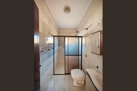 Casa para alugar com 126m², 3 quartos e 2 vagas Casa para alugar com 126m², 3 quartos e 2 vagasBanheiro da Suíte 3