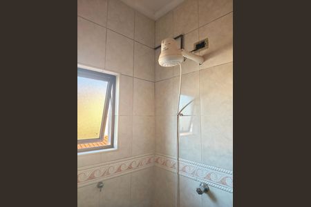 Casa para alugar com 126m², 3 quartos e 2 vagas Casa para alugar com 126m², 3 quartos e 2 vagasBanheiro da Suíte 3