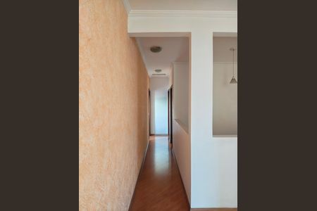 Corredor - Quartos de casa para alugar com 3 quartos, 126m² em Vila Constança, São Paulo