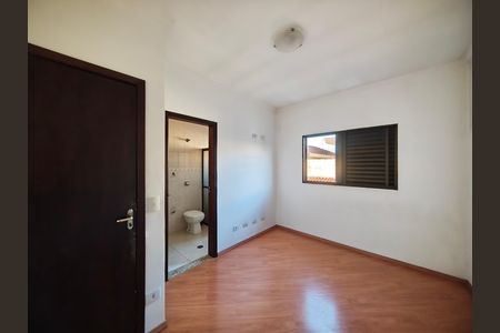 Casa para alugar com 126m², 3 quartos e 2 vagas Casa para alugar com 126m², 3 quartos e 2 vagasSuíte 2