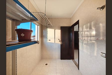 Casa para alugar com 126m², 3 quartos e 2 vagas Casa para alugar com 126m², 3 quartos e 2 vagasÁrea de Serviço
