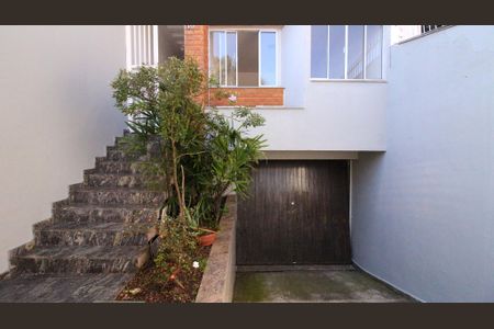 Casa para alugar com 172m², 3 quartos e 6 vagas