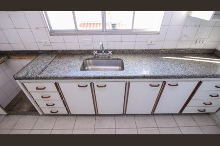Casa para alugar com 172m², 3 quartos e 6 vagas