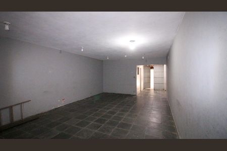 Casa para alugar com 172m², 3 quartos e 6 vagas