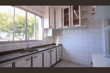 Casa para alugar com 172m², 3 quartos e 6 vagas