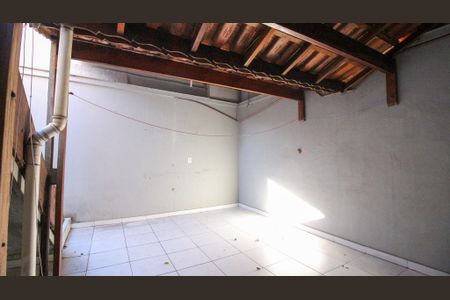 Casa à venda com 3 quartos, 172m² em Jardim Piqueroby, São Paulo