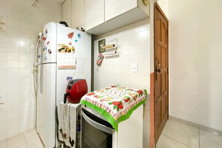 Cozinha de apartamento à venda com 3 quartos, 66m² em Marajó, Belo Horizonte