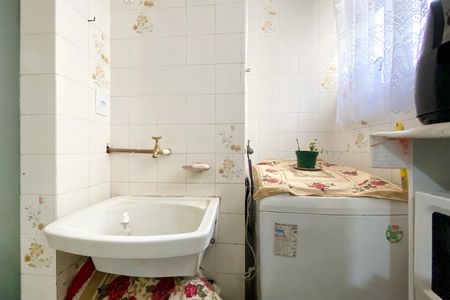 Apartamento à venda com 66m², 3 quartos e 2 vagas Apartamento à venda com 66m², 3 quartos e 2 vagasÁrea de Serviço