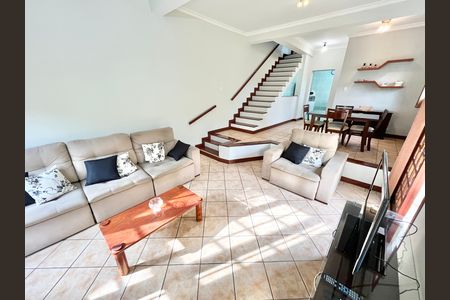 Casa à venda com 3 quartos, 226m² em Vila Dom Pedro Ii, São Paulo