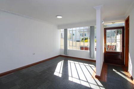 Casa à venda com 3 quartos, 170m² em Jardim Namba, São Paulo