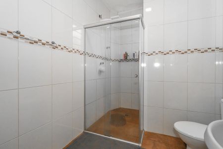 Apartamento à venda com 98m², 3 quartos e sem vaga Apartamento à venda com 98m², 3 quartos e sem vagaBanheiro