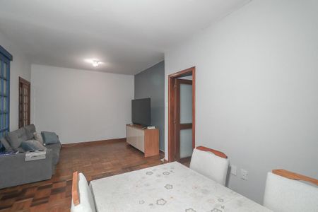 Apartamento à venda com 98m², 3 quartos e sem vaga Apartamento à venda com 98m², 3 quartos e sem vagaSala