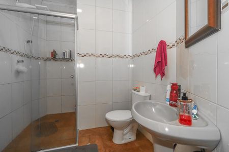 Apartamento à venda com 98m², 3 quartos e sem vaga Apartamento à venda com 98m², 3 quartos e sem vagaBanheiro