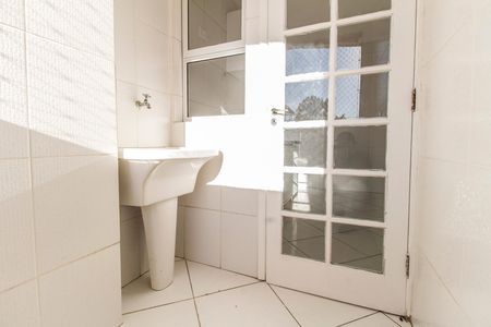Área de Serviço de apartamento para alugar com 2 quartos, 58m² em Jardim Sao Luiz, Barueri