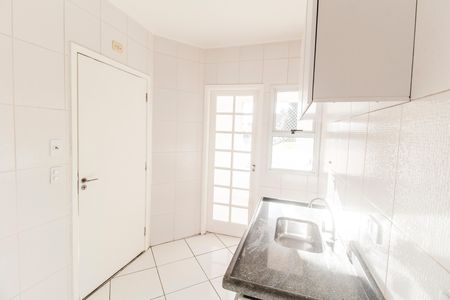 Apartamento para alugar com 58m², 2 quartos e 2 vagas Apartamento para alugar com 58m², 2 quartos e 2 vagasCozinha