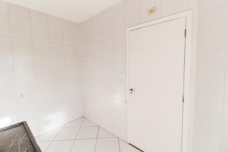 Cozinha de apartamento para alugar com 2 quartos, 58m² em Jardim Sao Luiz, Barueri
