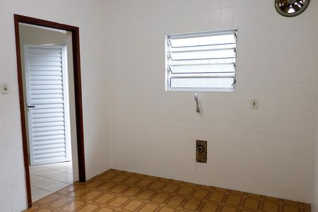 Cozinha de casa à venda com 2 quartos, 125m² em Cipava, Osasco