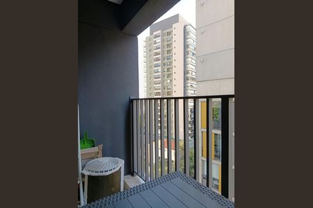 Studio para alugar com 28m², 1 quarto e sem vaga Studio para alugar com 28m², 1 quarto e sem vagaVaranda