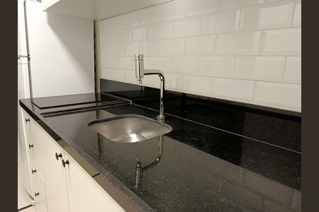 Studio para alugar com 28m², 1 quarto e sem vaga Studio para alugar com 28m², 1 quarto e sem vagaCozinha