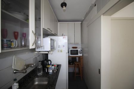 Cozinha de apartamento para alugar com 1 quarto, 37m² em Petrópolis, Porto Alegre