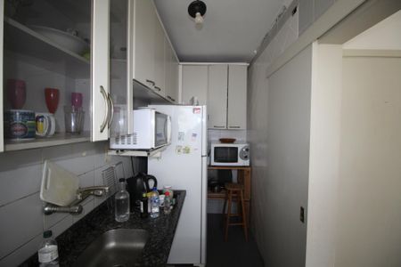 Cozinha de apartamento para alugar com 1 quarto, 37m² em Petrópolis, Porto Alegre