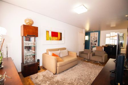 Apartamento à venda com 90m², 3 quartos e 2 vagas Apartamento à venda com 90m², 3 quartos e 2 vagasSala