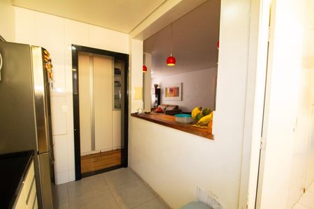 Apartamento à venda com 90m², 3 quartos e 2 vagas Apartamento à venda com 90m², 3 quartos e 2 vagasCozinha