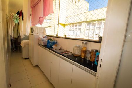 Apartamento à venda com 90m², 3 quartos e 2 vagas Apartamento à venda com 90m², 3 quartos e 2 vagasÁrea de Serviço