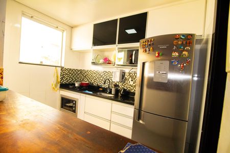 Apartamento à venda com 90m², 3 quartos e 2 vagas Apartamento à venda com 90m², 3 quartos e 2 vagasCozinha
