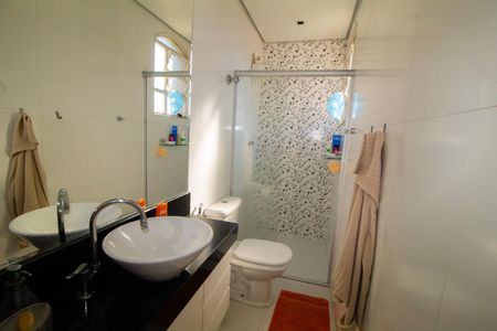 Apartamento à venda com 90m², 3 quartos e 2 vagas Apartamento à venda com 90m², 3 quartos e 2 vagasBanheiro da Suíte
