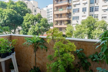 Apartamento à venda com 90m², 3 quartos e sem vaga Apartamento à venda com 90m², 3 quartos e sem vagaVaranda - Quarto 1