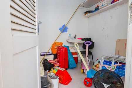 Apartamento à venda com 90m², 3 quartos e sem vaga Apartamento à venda com 90m², 3 quartos e sem vagaQuarto - Área de serviço
