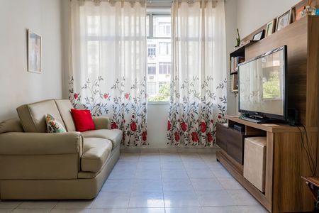 Apartamento à venda com 90m², 3 quartos e sem vaga Apartamento à venda com 90m², 3 quartos e sem vagaSala