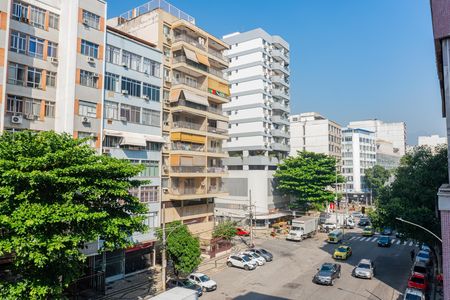Apartamento à venda com 90m², 3 quartos e sem vaga Apartamento à venda com 90m², 3 quartos e sem vagaVista - Sala
