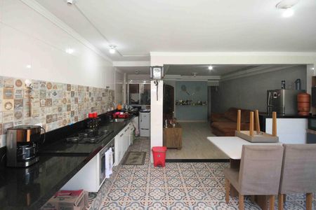 Casa à venda com 270m², 5 quartos e 4 vagasCozinha