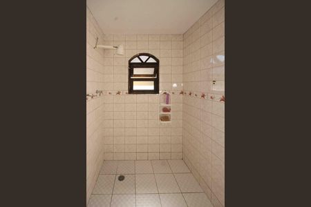 Casa à venda com 270m², 5 quartos e 4 vagasBanheiro