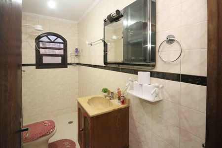 Casa à venda com 270m², 5 quartos e 4 vagasBanheiro 02 casa 02