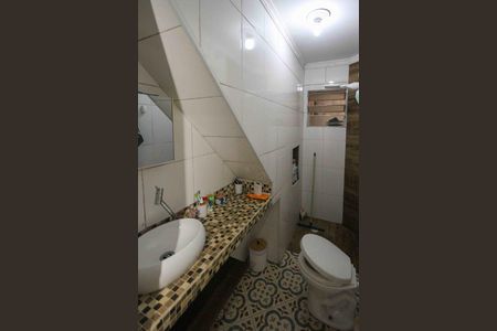 Casa à venda com 270m², 5 quartos e 4 vagasBanheiro