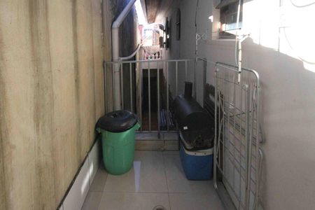 Casa à venda com 270m², 5 quartos e 4 vagasÁrea de Serviço casa 02